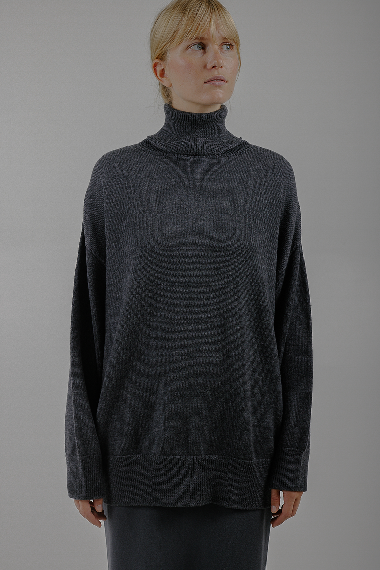 Oversized Merino Turtleneck